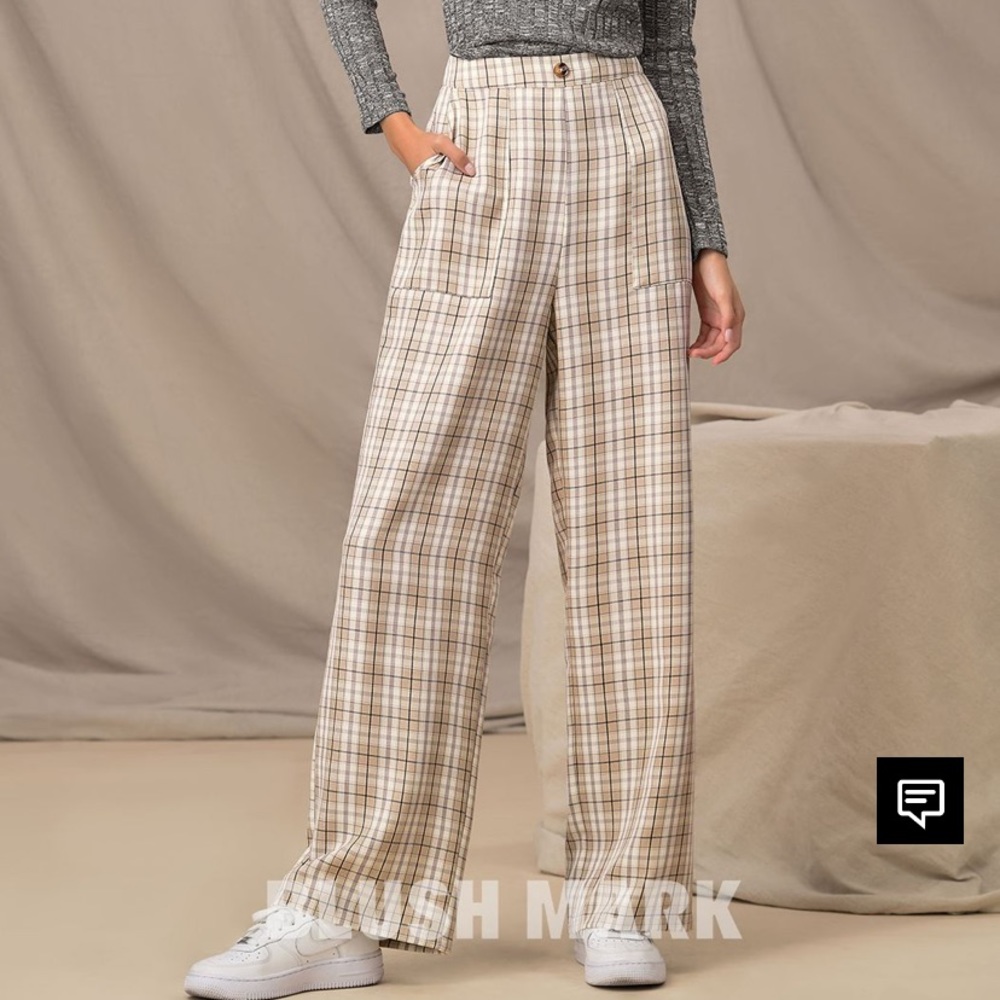 NWT Blushmark White and Tan Pants